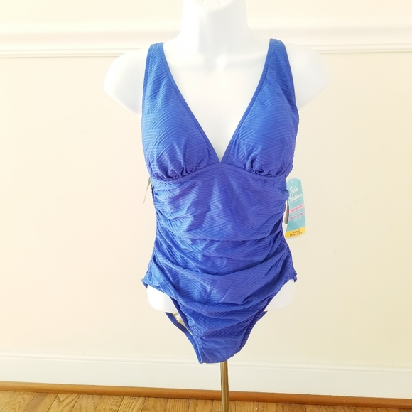 Swim Solutions

Textured Plunge One-Piece Swimsuit - Picture 3 of 8